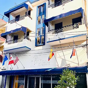 Отель Rig Casa Conde